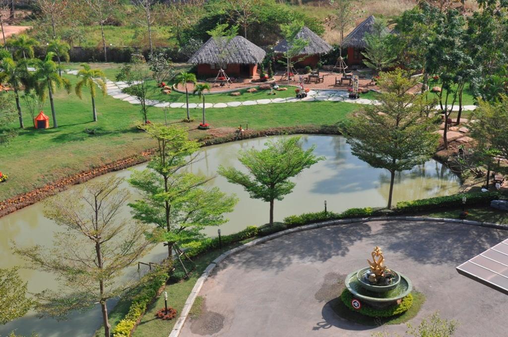 The Charm Boutique Resort Khon Kaen Extérieur photo