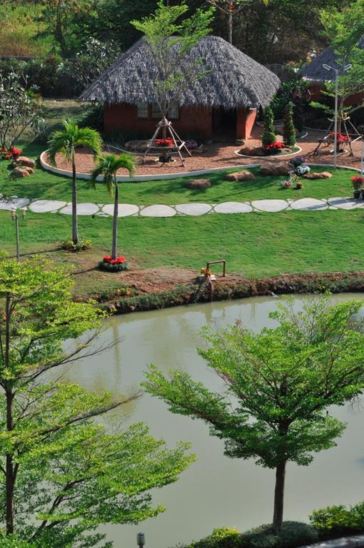 The Charm Boutique Resort Khon Kaen Extérieur photo