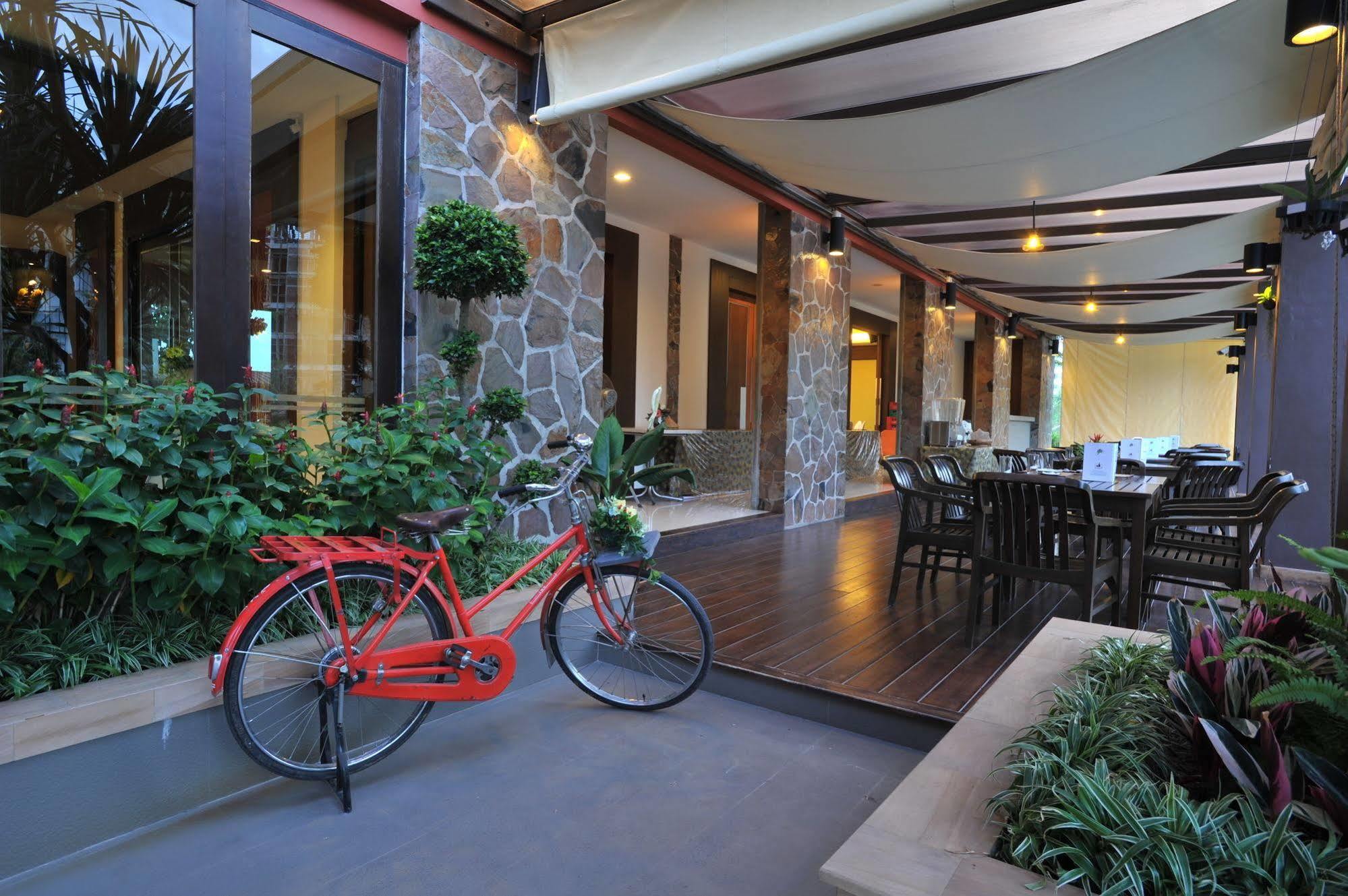 The Charm Boutique Resort Khon Kaen Extérieur photo