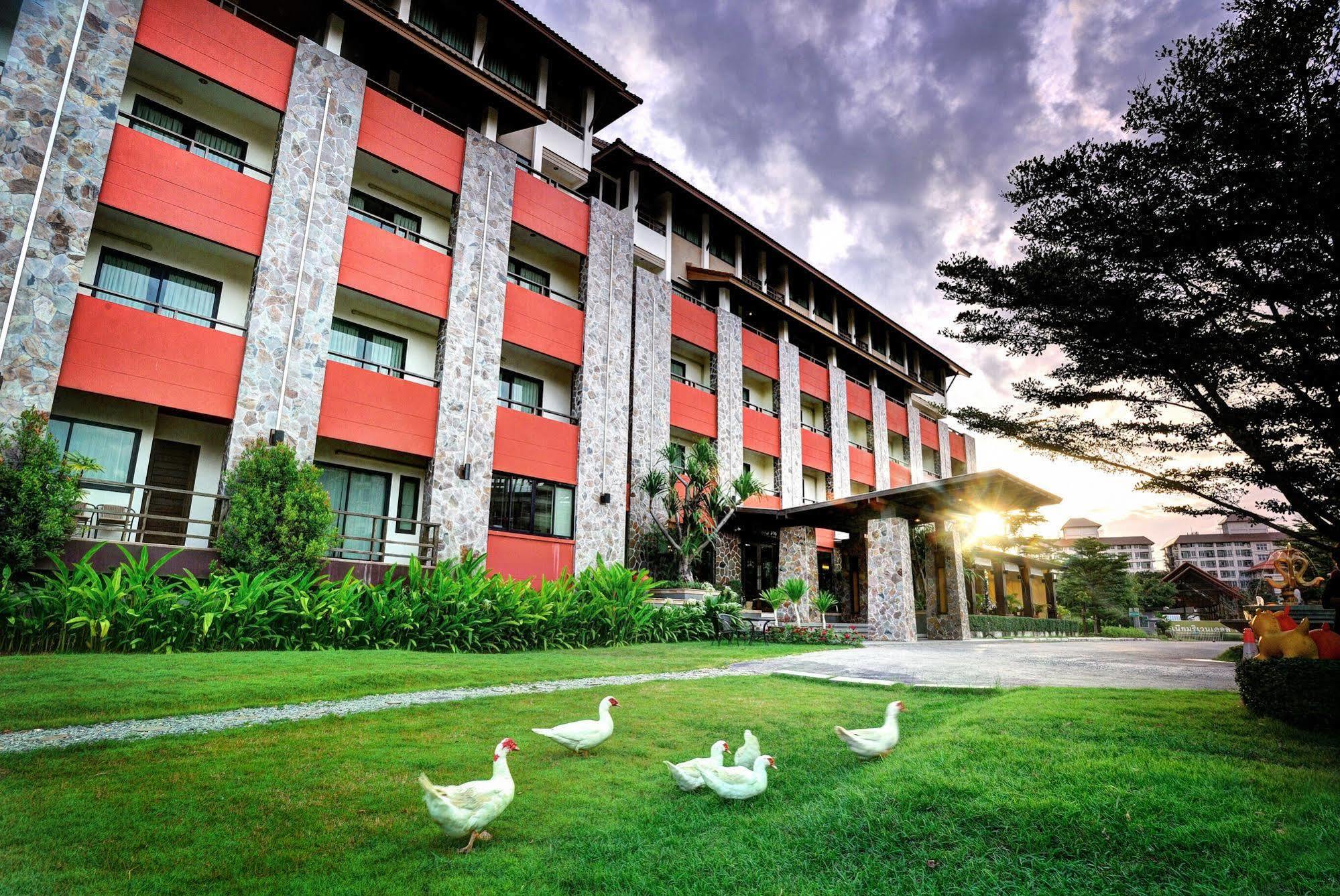 The Charm Boutique Resort Khon Kaen Extérieur photo
