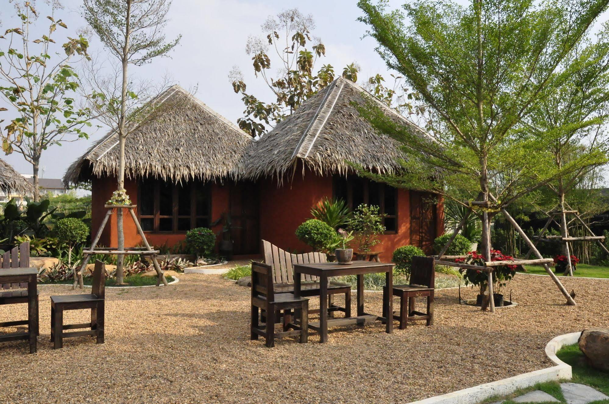 The Charm Boutique Resort Khon Kaen Extérieur photo